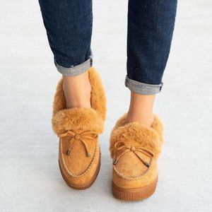 ✧LAST PAIR 5.5✧ Tan Furry Platform Cozy Moccasins Slip On Fuzzy Loafers
